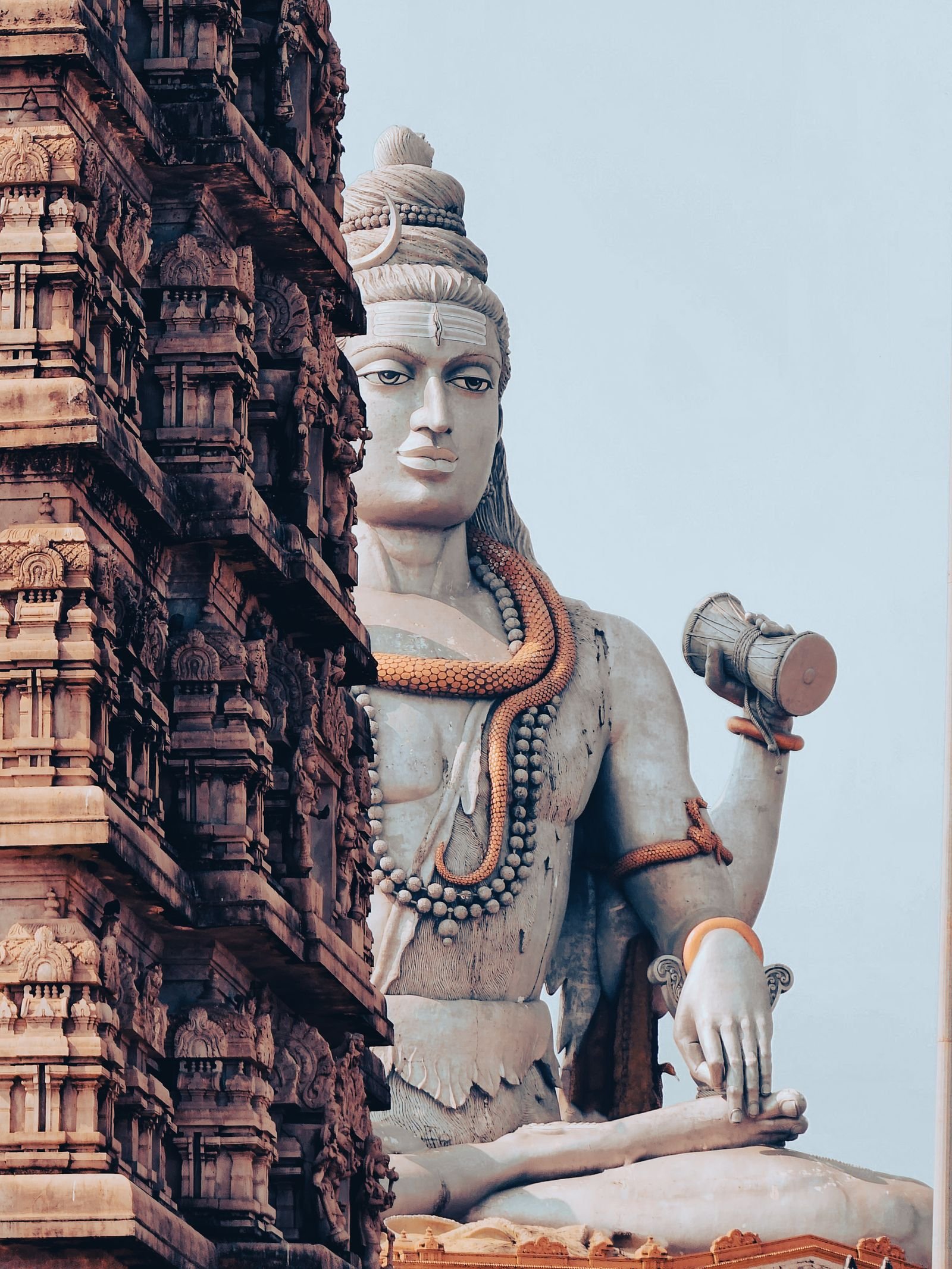 रुद्र देवता की शक्ति दर्शाता दृश्य - आर्द्रा नक्षत्र के उपाय का प्रतीक