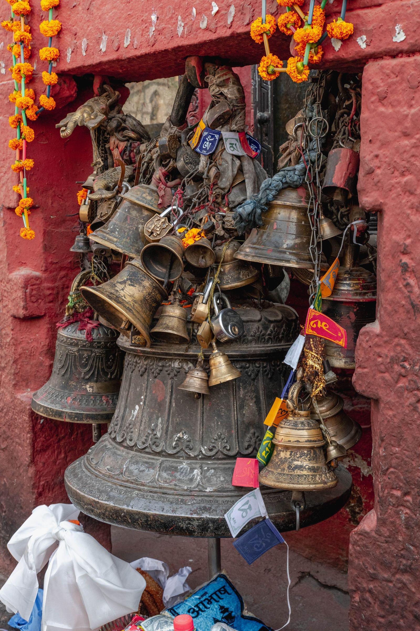 अग्नि देवता से संबंधित उपाय - कृत्तिका नक्षत्र जातकों के जीवन में स्पष्टता और शांति लाते हैं