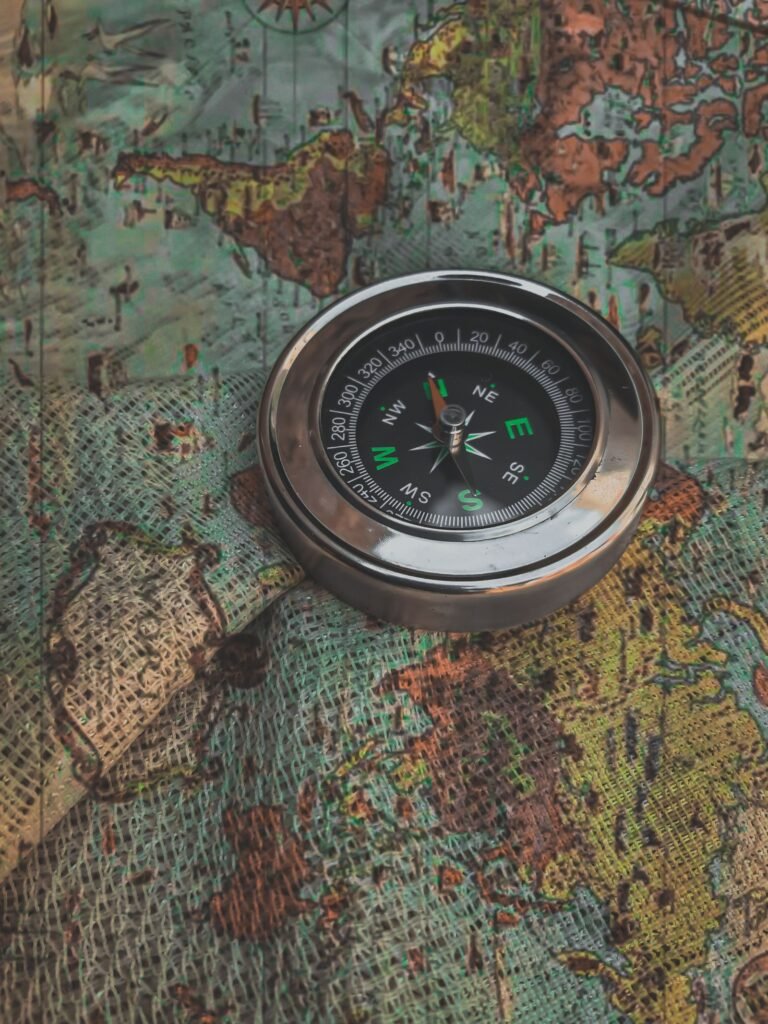 Purana compass aur naksha - Mrigashira nakshatra ki khoj aur disha-nirdesh ka pratik