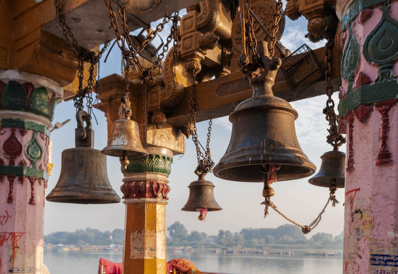 Guru Mahadasha - Mathura mandir ki ghantiyan
