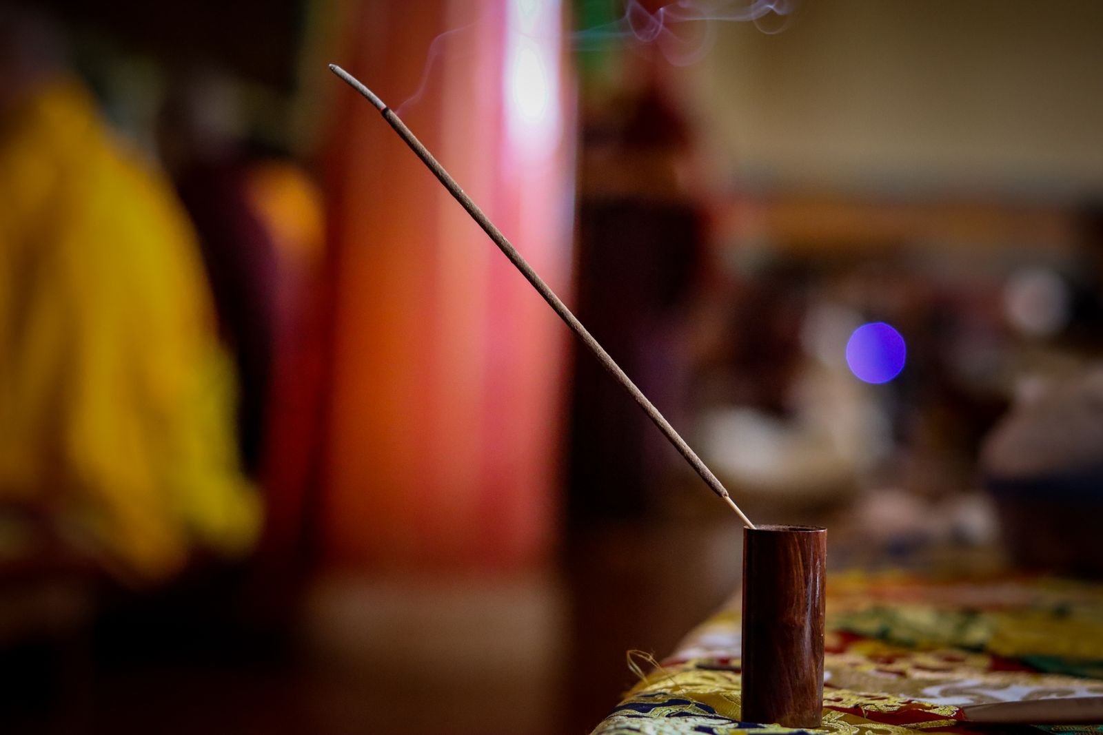 Ketu graha — dhoop ka dhuan mandir mein
