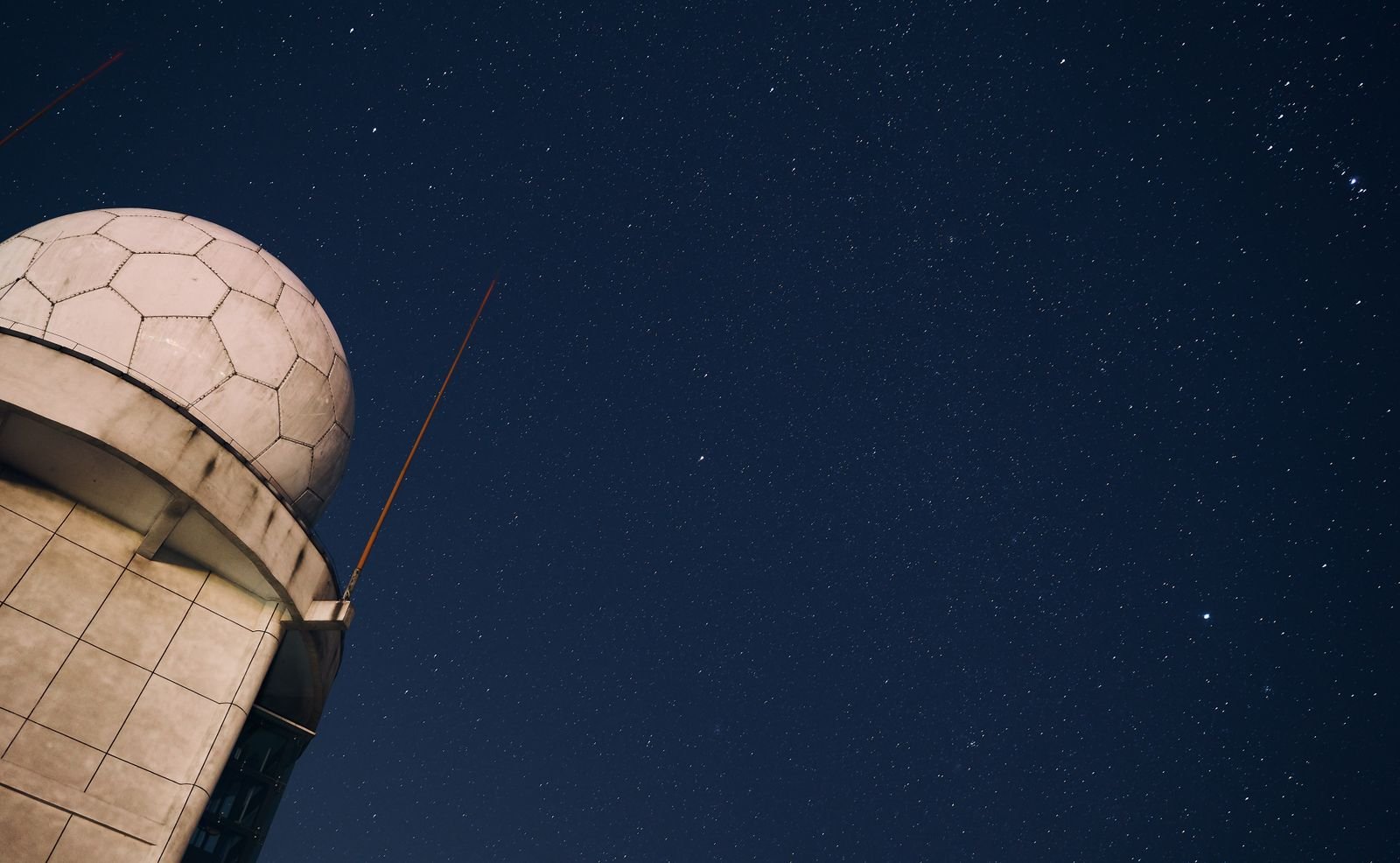 27 Nakshatra Vigyan - taare bhare aasman ke upar observatory