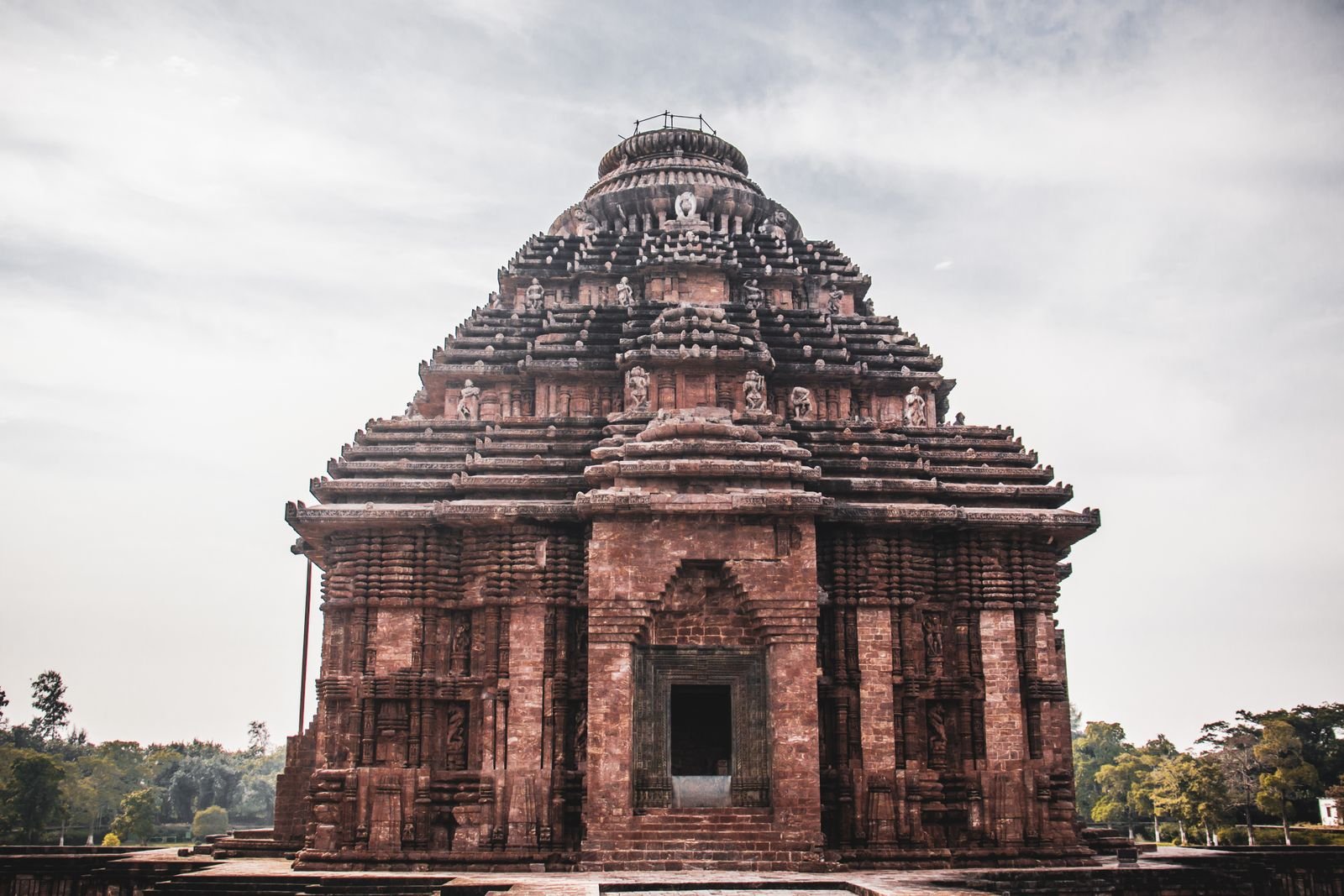 Surya 12 Bhavo mein - Konark Surya Mandir Odisha
