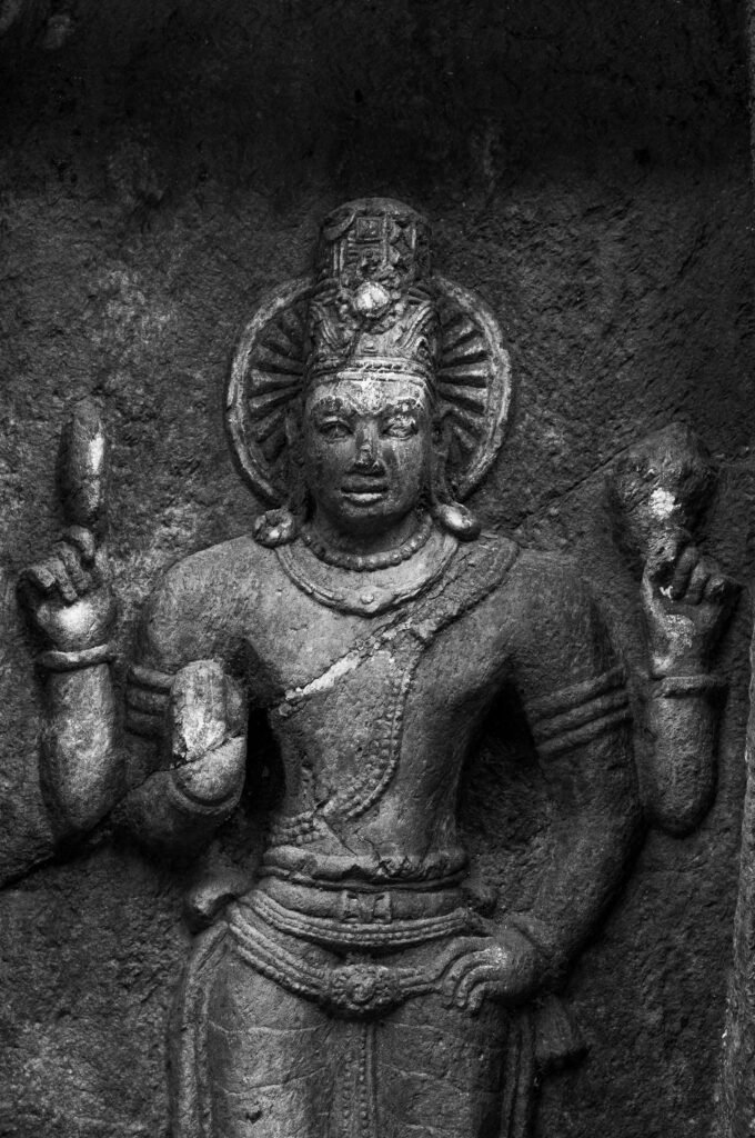 Prachin mandir ki pauranik shilp-kala, devi-devta shilalekh