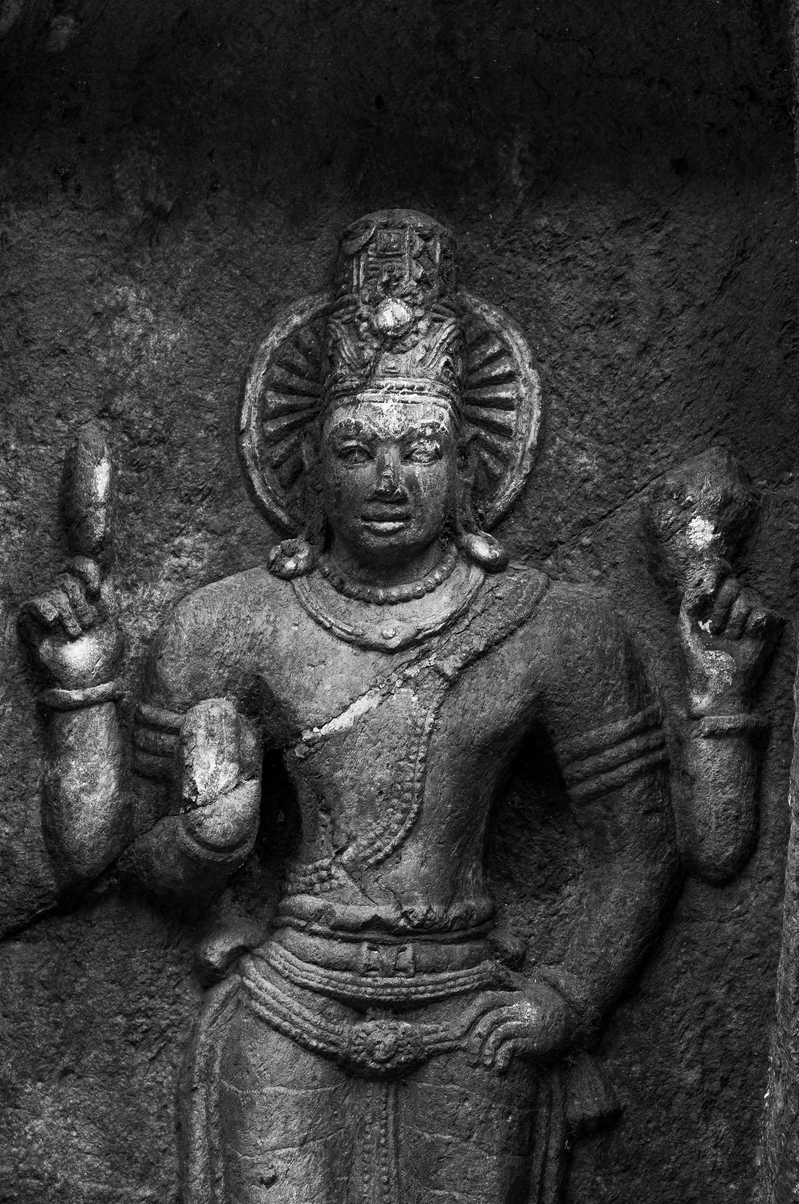 Prachin mandir ki pauranik shilp-kala, devi-devta shilalekh