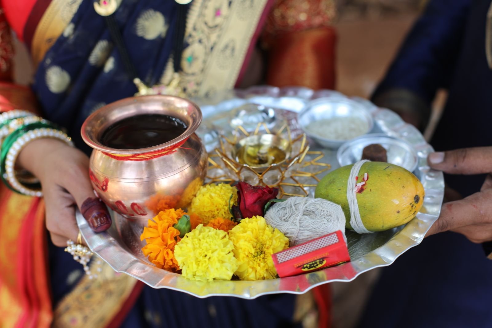 पूजा थाली और कलश - भूमि-पूजन सामग्री