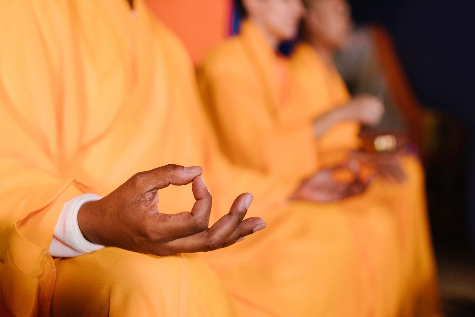 Monks ka samuhik dhyaan abhyas